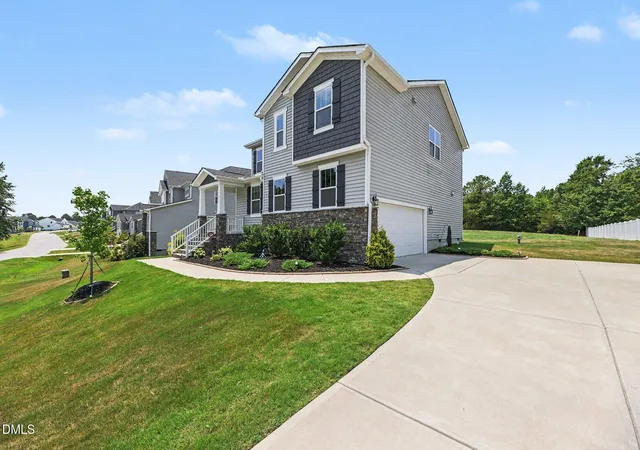 2nd image of 351 Fast Pitch Ln, Four Oaks, NC 27524 | MLS# 10178296