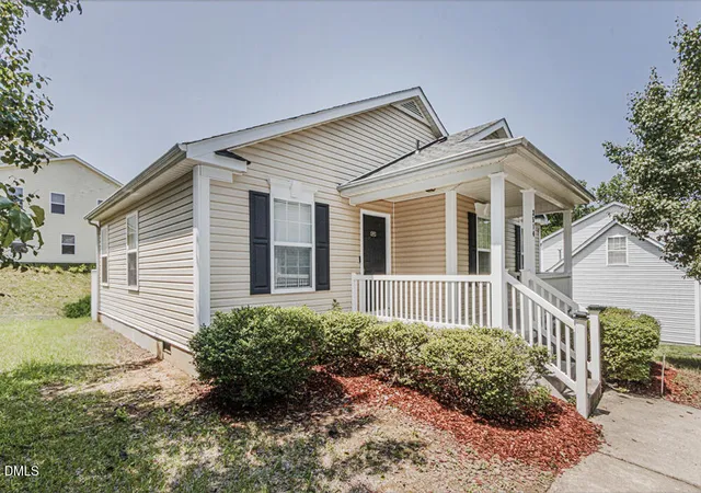 Photo 2 of Single family home for sale at 3514 Thornwood Dr, Durham, NC 27703 | MLS# 10178531 | Listing updated on 2026-09-10