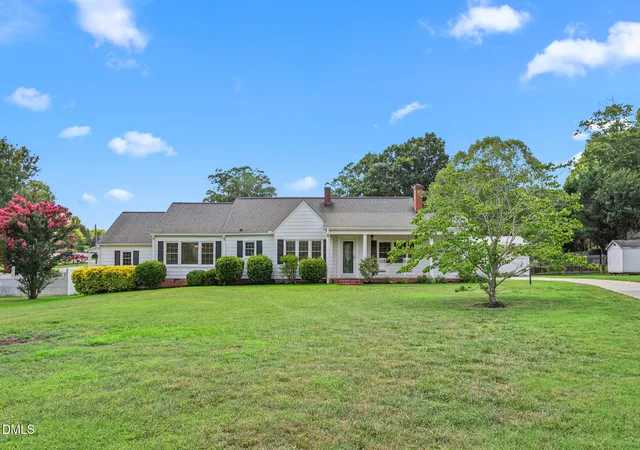 Homes for sale in Burlington, NC | 3219 Alamance Rd, Burlington, NC 27215 | MLS# 10178912