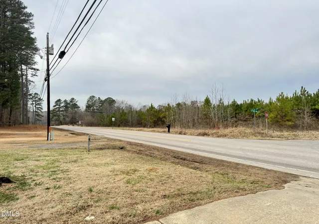 Photo 3 of Sale Pending at 580 US Hwy 158 Bus E, Warrenton, NC 27589 | MLS# 10179579 | Listing updated on 2026-08-12