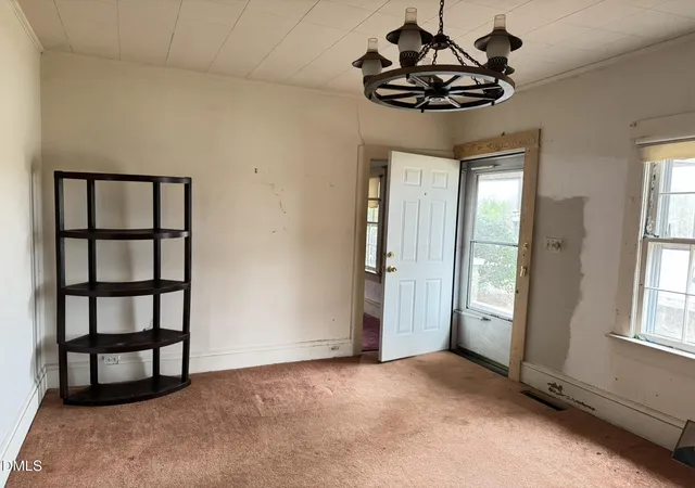 Photo 4 of Sale Pending at 580 US Hwy 158 Bus E, Warrenton, NC 27589 | MLS# 10179579 | Listing updated on 2026-08-12