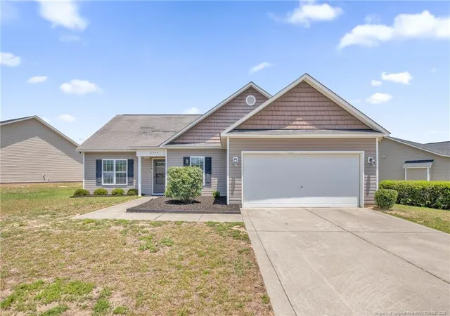 1st image of 2544 Hunting Bow Dr, Hope Mills, NC 28348 | MLS# 765139