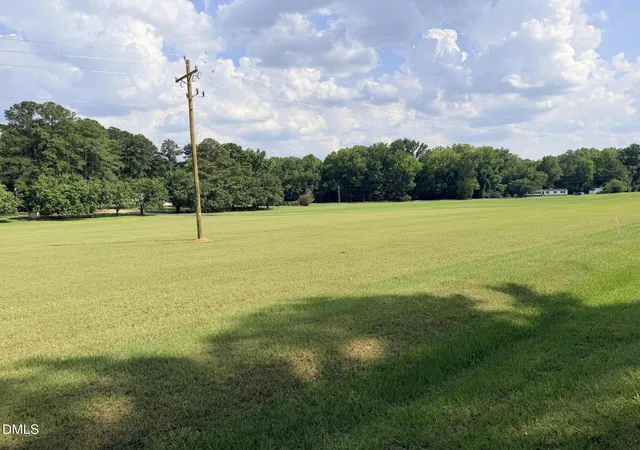 3rd image of 954 Blue Pond Rd, Clayton, NC 27520 | MLS# 10178324