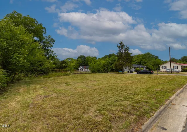 Homes for sale in Oxford, NC | 613 Broad St, Oxford, NC 27565 | MLS# 10178694