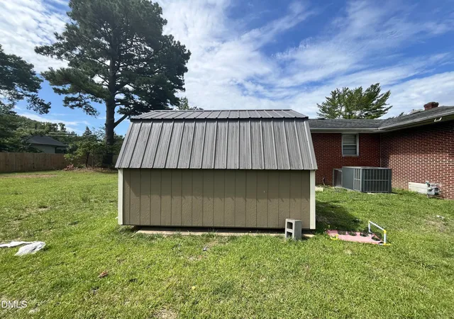 Homes for sale in Selma, NC | 612 W Noble St, Selma, NC 27576 | MLS# 10178685