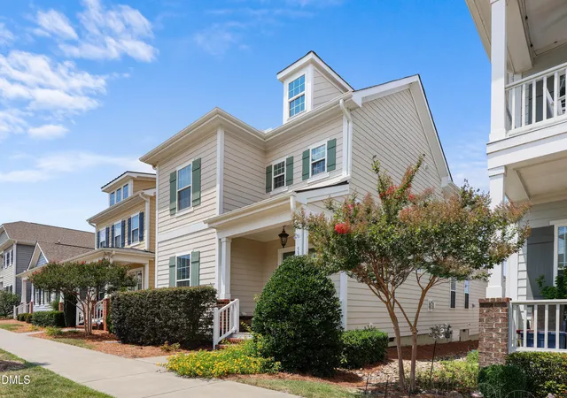 Photo 2 of Single family home for sale at 5333 Forsyth Park St, Raleigh, NC 27616 | MLS# 10178836 | Listing updated on 2026-10-05