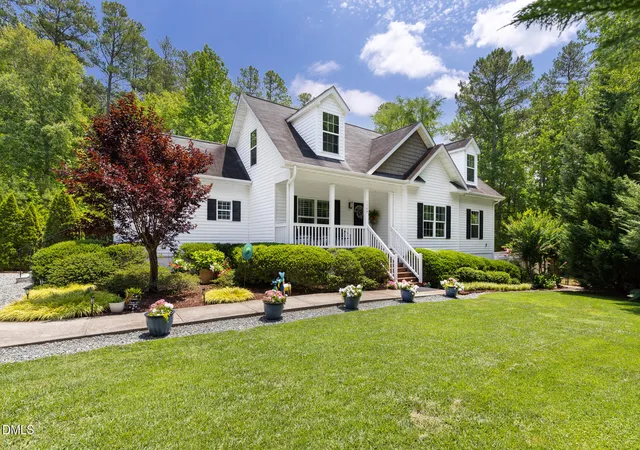 3rd image of 3509 Acorn Dr, Hillsborough, NC 27278 | MLS# 10178702
