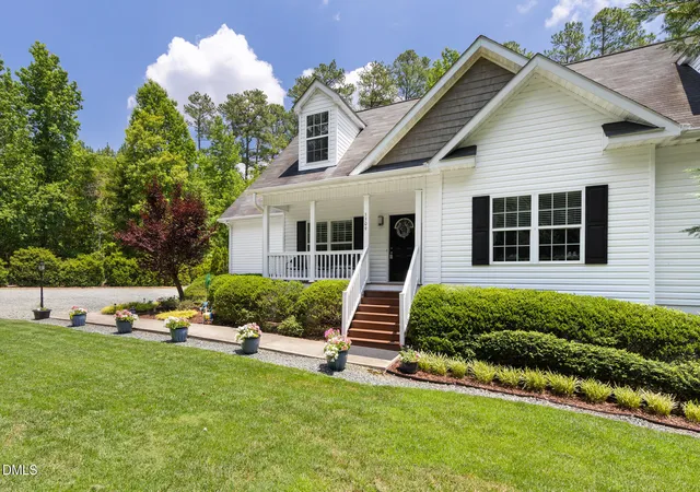 4th image of 3509 Acorn Dr, Hillsborough, NC 27278 | MLS# 10178702
