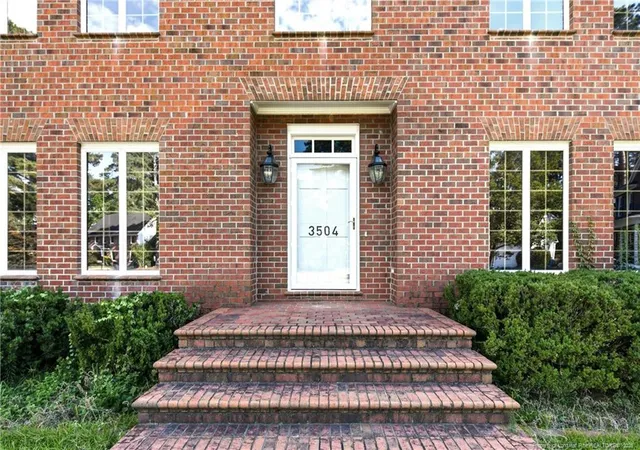3rd image of 3504 Edgeside Ct, Fayetteville, NC 28303 | MLS# 764107
