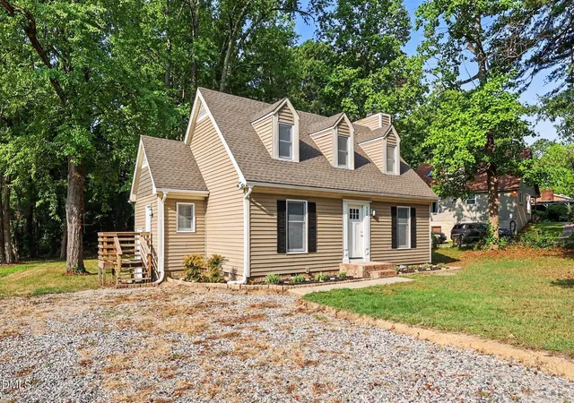 Photo 2 of Sale Pending at 930 Meadowbrook Dr, Garner, NC 27529 | MLS# 10178493 | Listing updated on 2026-08-29