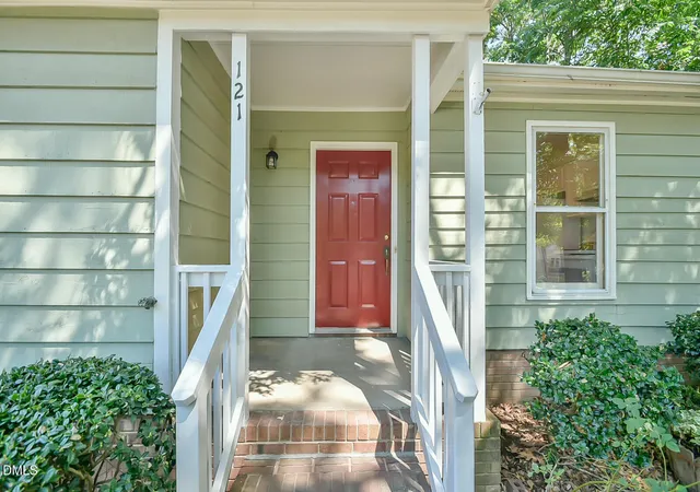 Photo 2 of Sale Pending at 121 Weathersfield Dr, Durham, NC 27713 | MLS# 10180333 | Listing updated on 2026-08-07