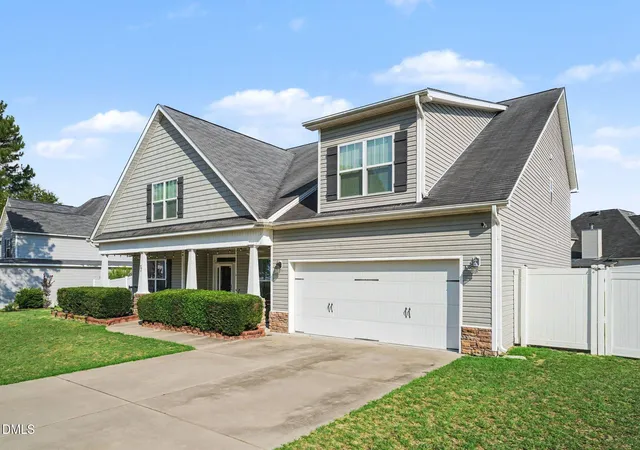 Homes for sale in Sanford, NC | 72 Castlebay Dr, Sanford, NC 27332 | MLS# 10179060