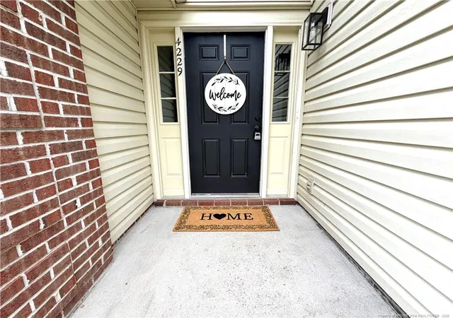 2nd image of 4229 Buckhurst Dr, Hope Mills, NC 28348 | MLS# 765533