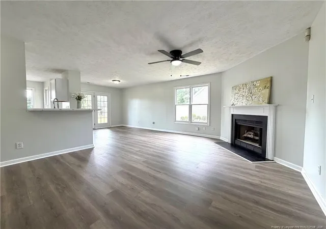 3rd image of 4229 Buckhurst Dr, Hope Mills, NC 28348 | MLS# 765533
