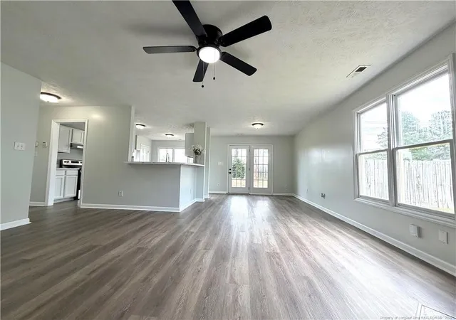 4th image of 4229 Buckhurst Dr, Hope Mills, NC 28348 | MLS# 765533