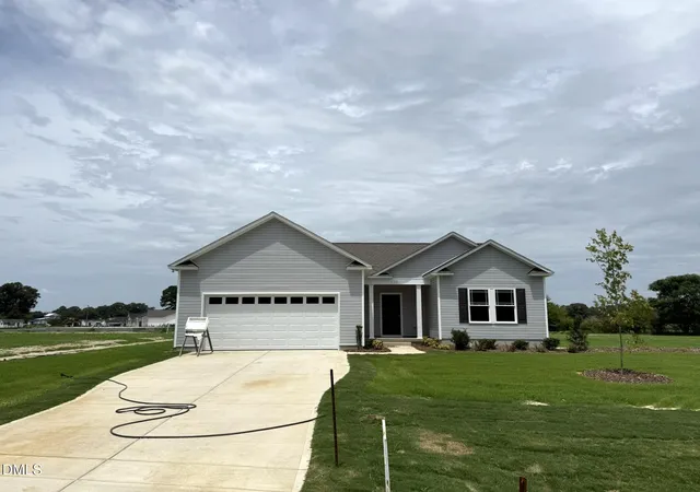 Photo 1 of Single family home for sale at 111 Finch Ln, Four Oaks, NC 27524 | MLS# 10181967 | Listing updated on 2026-08-20