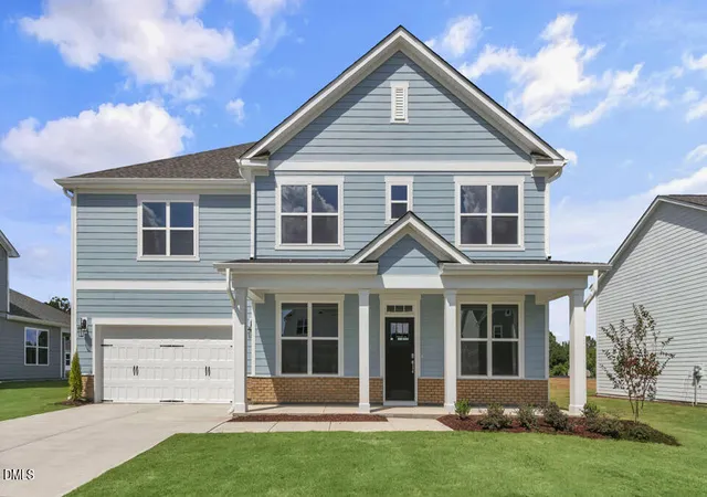 Photo 1 of Single family home for sale at 254 Gilmer St, Fuquay Varina, NC 27526 | MLS# 10178426 | Listing updated on 2026-10-05