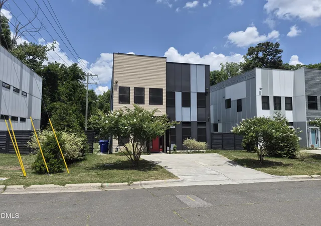 Photo 3 of Single family home for sale at 603 Lee St, Durham, NC 27701 | MLS# 10178447 | Listing updated on 2026-08-20