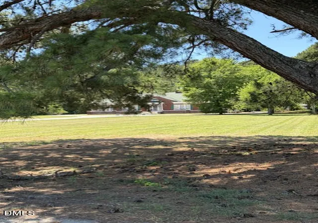 2nd image of 1202 E Cumberland St, Dunn, NC 28334 | MLS# 10180054