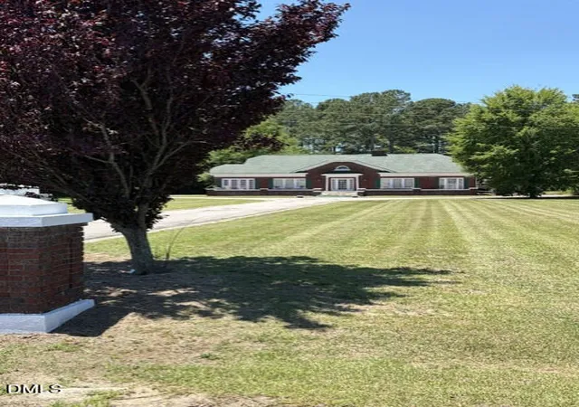 4th image of 1202 E Cumberland St, Dunn, NC 28334 | MLS# 10180054
