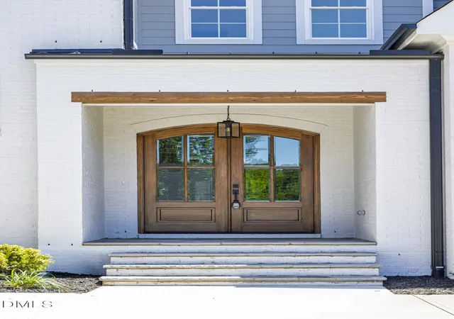 Photo 3 of Sale Pending at 300 Meadow Walk Dr, Fuquay Varina, NC 27526 | MLS# 10178456 | Listing updated on 2026-09-18