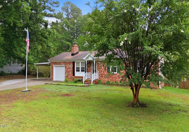Photo 3 of Single family home for sale at 2744 Brantley Dr, Apex, NC 27539 | MLS# 10180608 | Listing updated on 2026-09-04