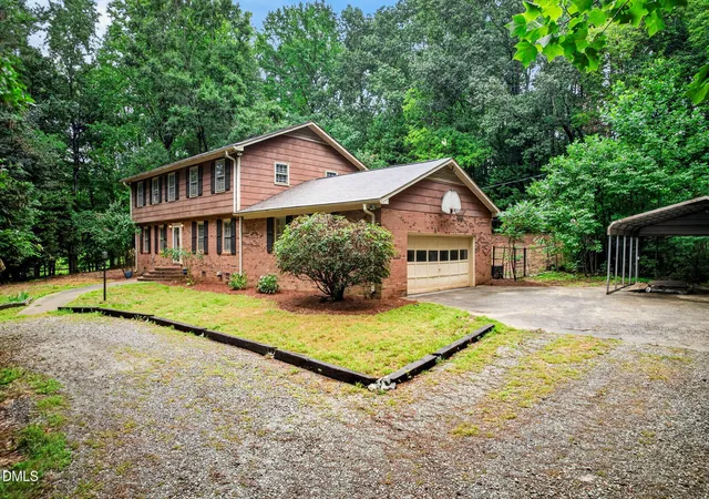 2nd image of 1110 Sandlewood Dr, Durham, NC 27712 | MLS# 10184569