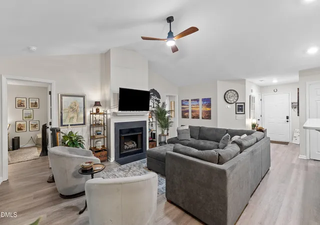Photo 3 of Sale Pending at 4022 Wellington Ridge Loop, Cary, NC 27518 | MLS# 10179062 | Listing updated on 2026-09-16