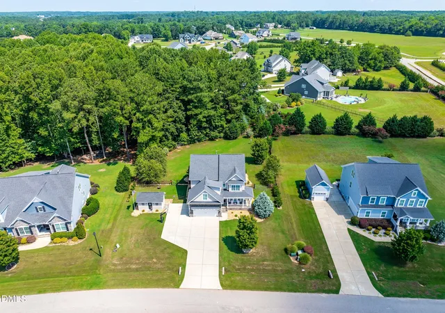 Photo 4 of Sale Pending at 62 Bonaventure Dr, Clayton, NC 27527 | MLS# 10178915 | Listing updated on 2026-09-19