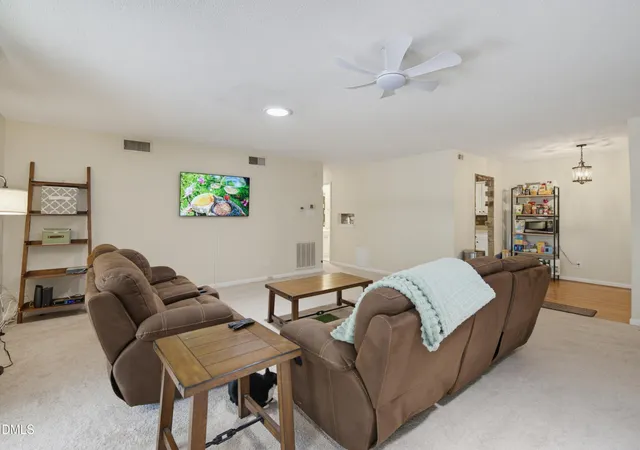 Listing Photo 5 - Condo for sale in building located at 4709 Edwards Mill Rd, Raleigh, NC 27612 - Unit #E