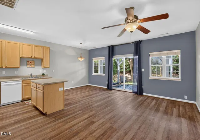Photo 4 of Townhouse for sale at 295 Plaza Dr #D, Chapel Hill, NC 27517 | MLS# 10180508 | Listing updated on 2026-10-06