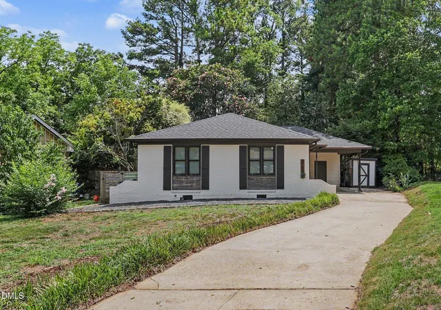 Homes for sale in Raleigh, NC | 3704 Ann Arbor Ct, Raleigh, NC 27604 | MLS# 10179005