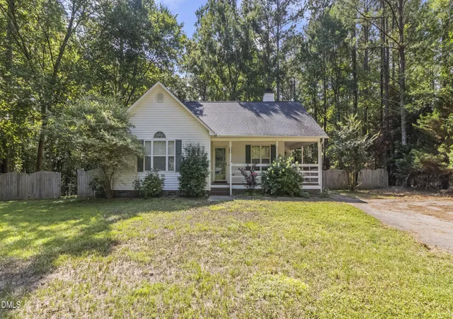 Homes for sale in Clayton, NC | 116 Drew Ct, Clayton, NC 27520 | MLS# 10179027