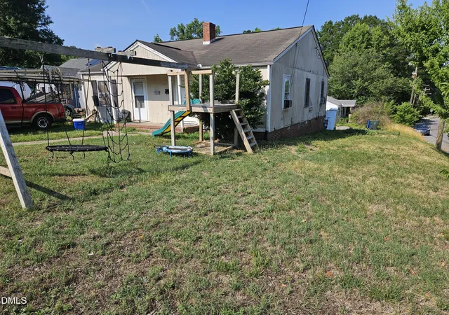 2nd image of 102 S Benjamine St, Durham, NC 27703 | MLS# 10178543