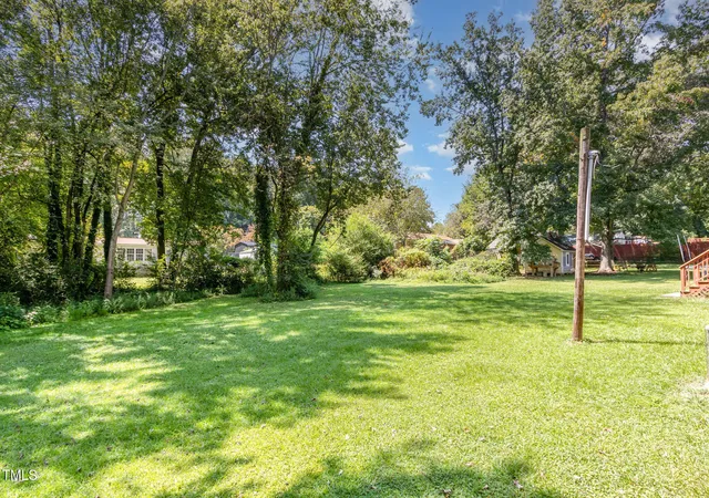 11th image of 548 Riddle Ave, Hillsborough, NC 27278 | MLS# 10178660