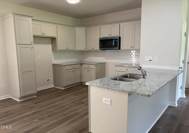 Photo 2 of Single family home for sale at 272 Shiloh Dr, Lillington, NC 27546 | MLS# 10188508 | Listing updated on 2026-08-25