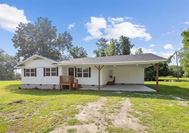 Homes for sale in Raeford, NC | 310 Saint James St, Raeford, NC 28376 | MLS# 765586