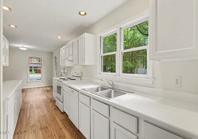 5th image of 100 Shelton St, Carrboro, NC 27510 | MLS# 10178584