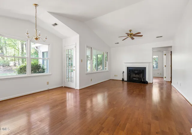 5th image of 101 Standish Dr, Chapel Hill, NC 27517 | MLS# 10179388