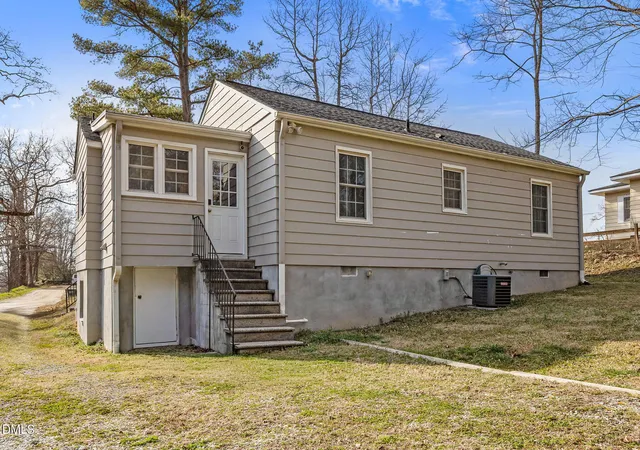 Photo 4 of Sale Pending at 212 Southerland St, Durham, NC 27703 | MLS# 10178599 | Listing updated on 2026-09-18