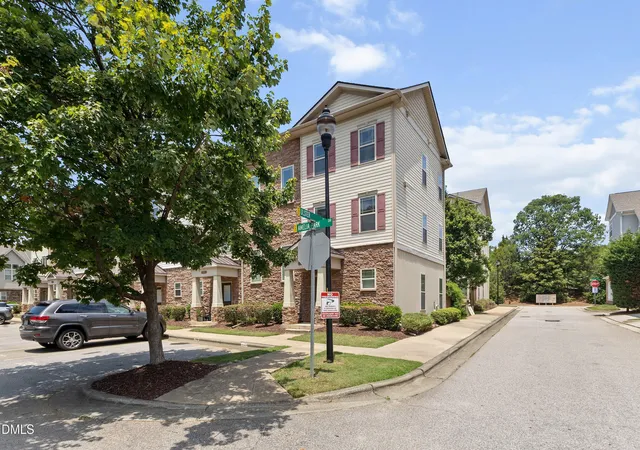 Photo 3 of Townhouse for sale at 3820 Amelia Park Dr, Raleigh, NC 27606 | MLS# 10178724 | Listing updated on 2026-09-04