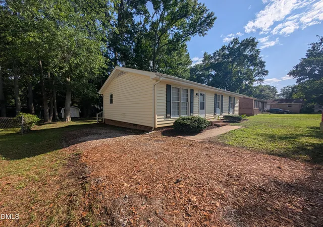 Homes for sale in Zebulon, NC | 118 E Mciver St, Zebulon, NC 27597 | MLS# 10178784