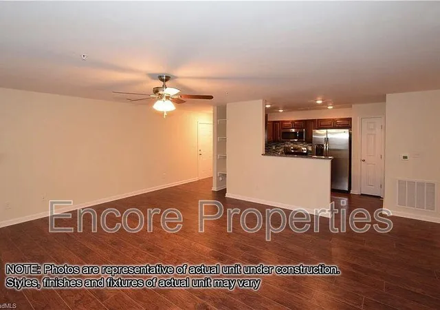 Listing Photo 5 - Condo for sale in building located at 2608 Pennoak Wy, Greensboro, NC 27407 - Unit #H