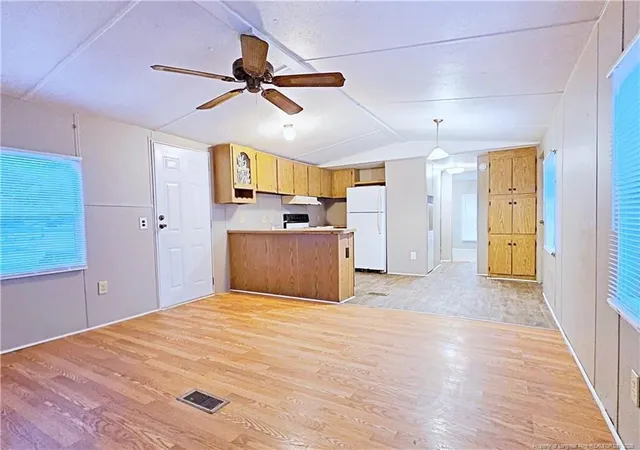 5th image of 1581 Rim Rd, Fayetteville, NC 28314 | MLS# 765002