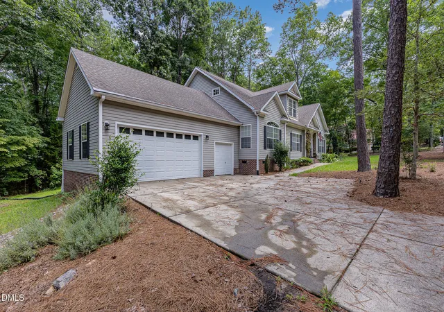4th image of 6086 Dunes Dr, Sanford, NC 27332 | MLS# 10178676