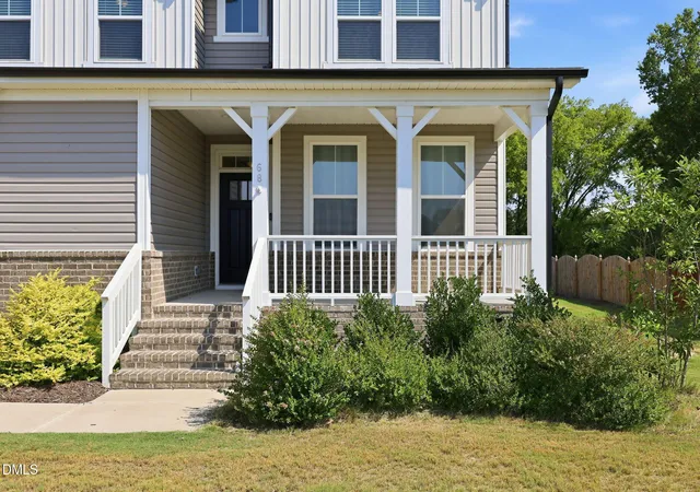 Photo 2 of Single family home for sale at 68 Van Winkle St, Lillington, NC 27546 | MLS# 10178985 | Listing updated on 2026-09-11