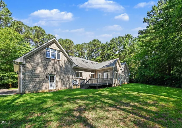 Photo 2 of Single family home for sale at 1021 Reaves Dr, Chapel Hill, NC 27516 | MLS# 10179619 | Listing updated on 2026-09-07