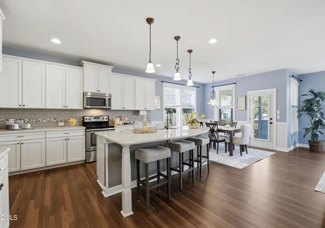 Photo 3 of Single family home for sale at 301 Atwood Dr, Holly Springs, NC 27540 | MLS# 10178881 | Listing updated on 2026-09-03
