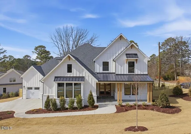 1st image of 122 Meadow Dr, Cary, NC 27511 | MLS# 10179370