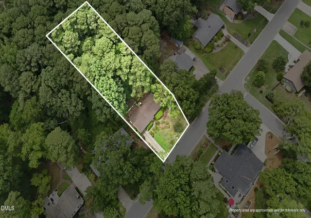 2nd image of 122 Meadow Dr, Cary, NC 27511 | MLS# 10179370